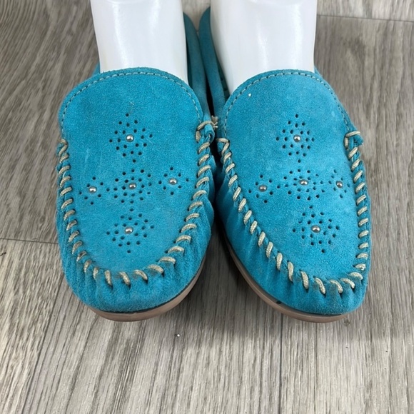 Minnetonka Leila Turquoise Mules - Picture 2 of 7